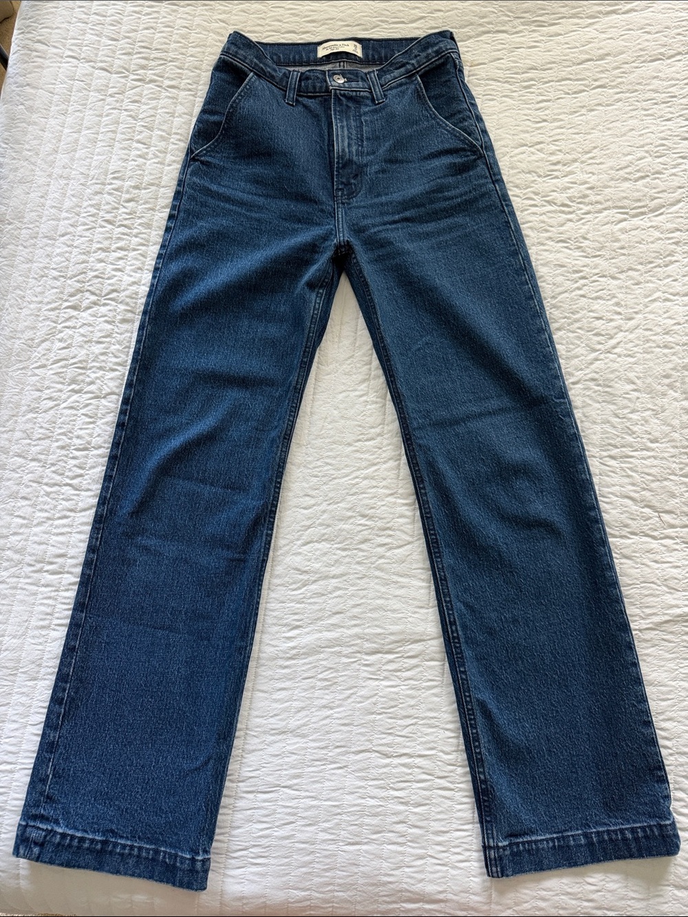 Abercrombie & Fitch *The ‘90s Relaxed Jean High Rise* Size 25